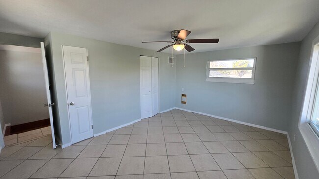 Building Photo - Four Bedroom Pool Home - Second Floor View of Manatee River