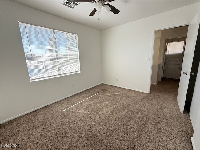 Building Photo - 5968 Hickory Nut Ave
