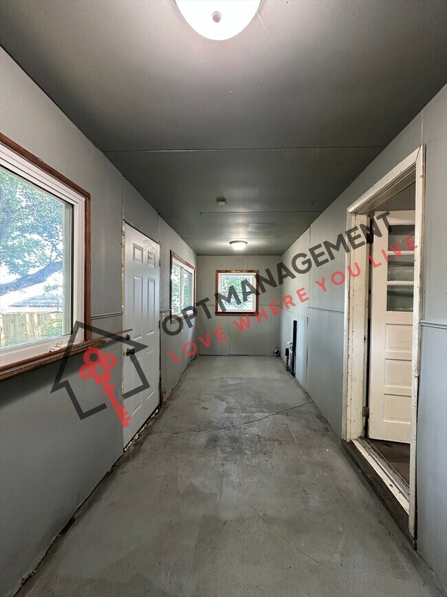 Building Photo - 1509 Cincinnati St