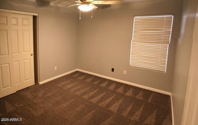 Building Photo - 12710 W Earll Dr