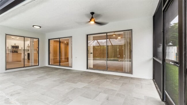 Building Photo - 6411 NW 54th Dr