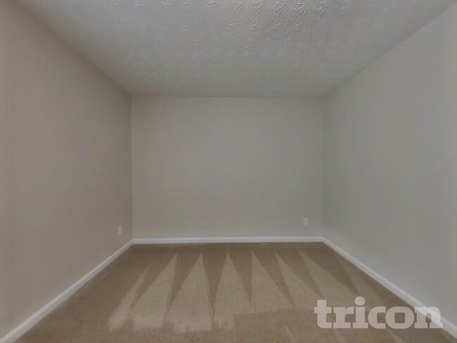 Building Photo - 4003 Riverside Pkwy