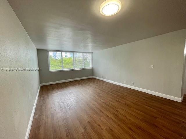 Building Photo - 9001 SW 77th Ave