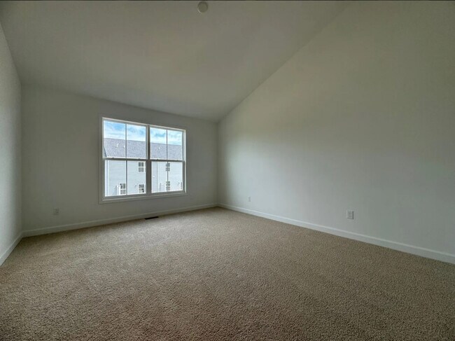 Building Photo - 3046 Deptford St