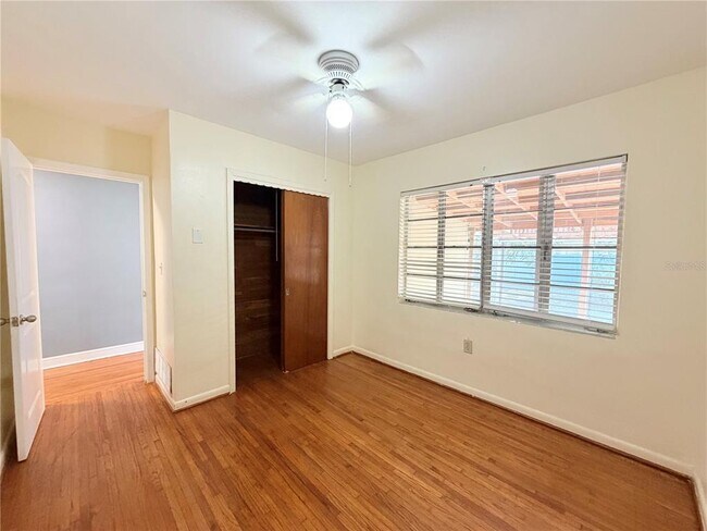 Building Photo - 309 Kerry Dr