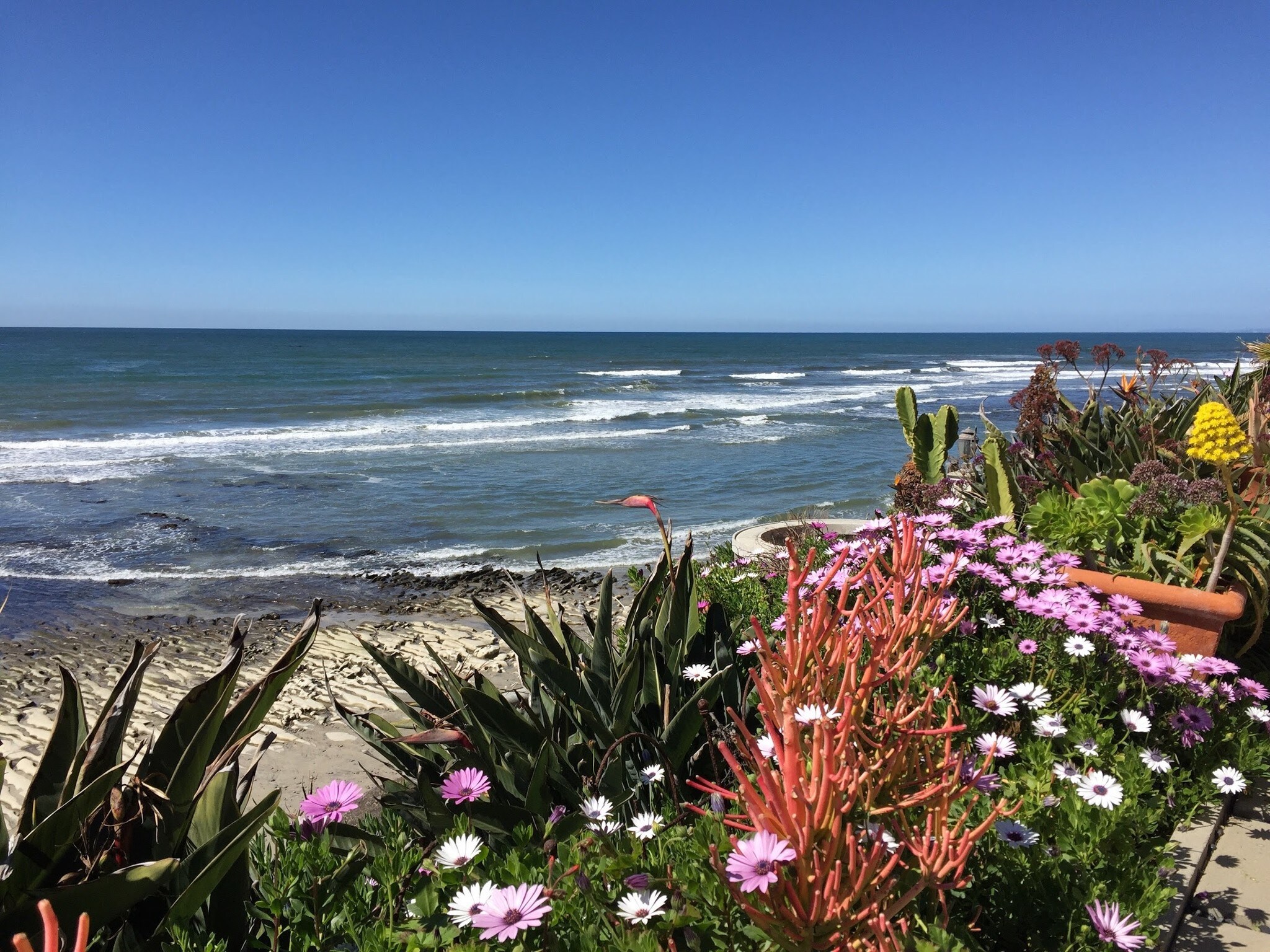 Exclusive beachfront terrace - 5143 Shore Dr