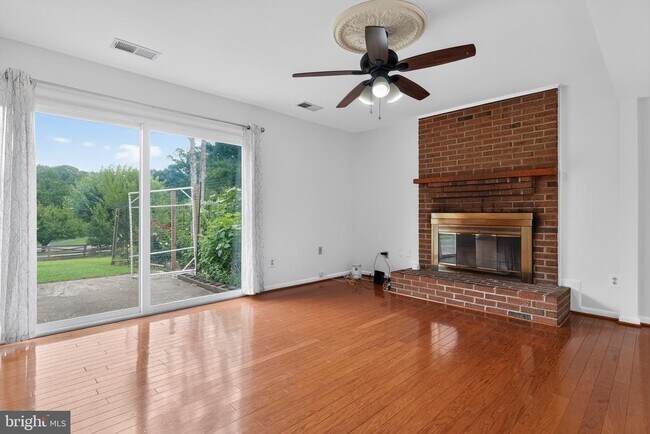 Building Photo - 3149 Southfield Dr
