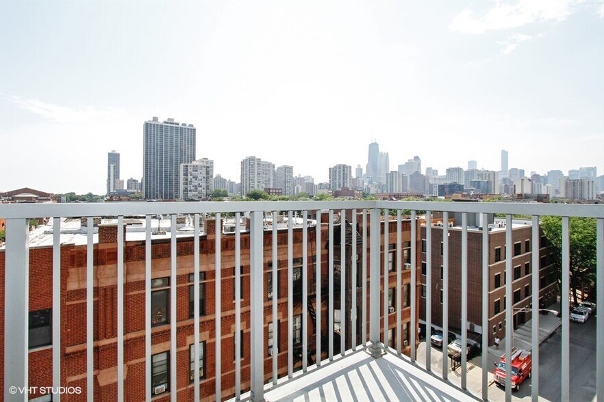 Building Photo - 1546 N Orleans St