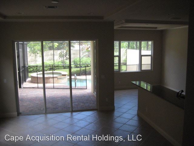 Building Photo - 3 br, 2.5 bath House - 5785 Mango Circle