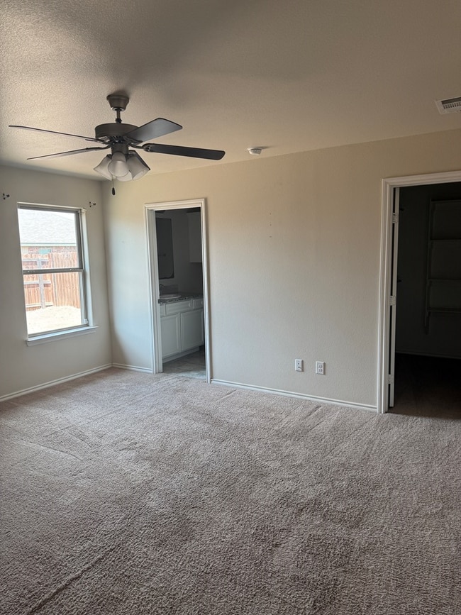 Building Photo - 9309 Sagebrush Ave