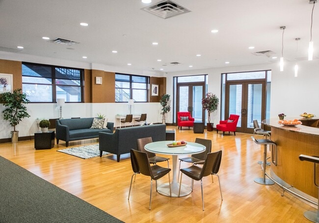 Building Photo - 4 Beacon Way