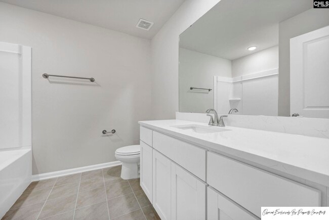 Building Photo - 223 Sunny Hl Dr