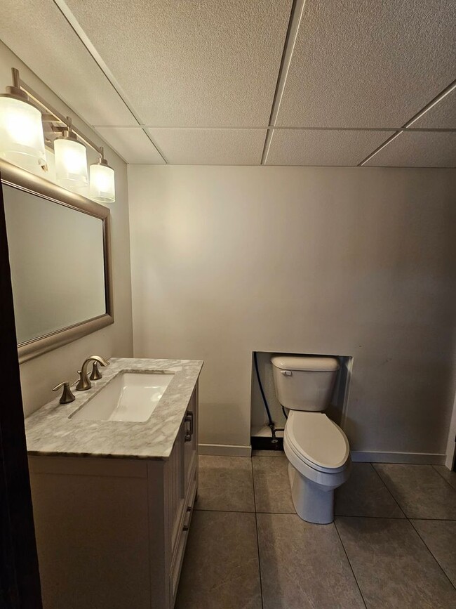 Building Photo - South Shores! 3 Bed, 1.5 bath