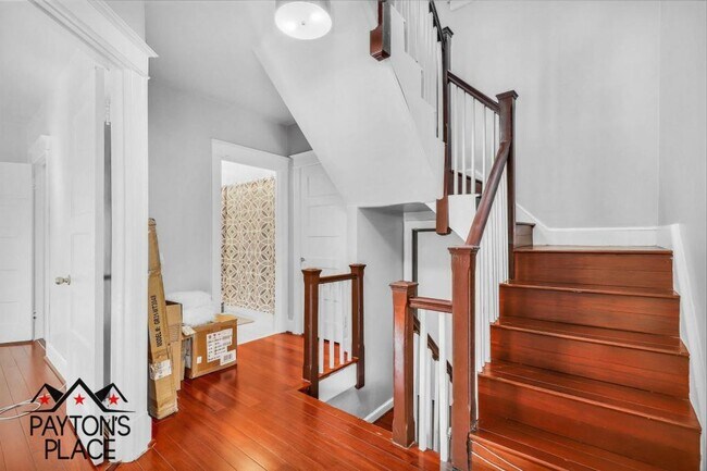 Building Photo - 4820 13th St NW #2