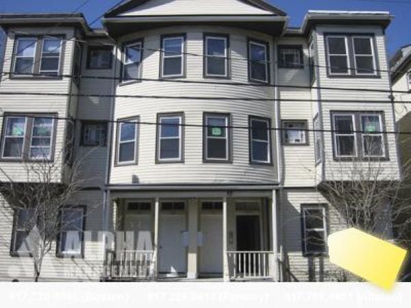 Building Photo - 139 Brook St