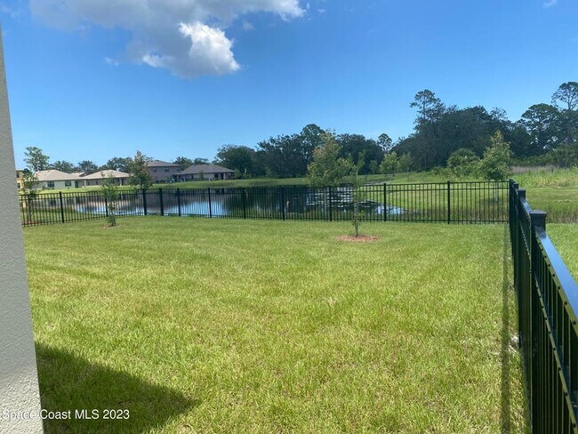 Building Photo - Charming SFH in Cypress Bay Preserve