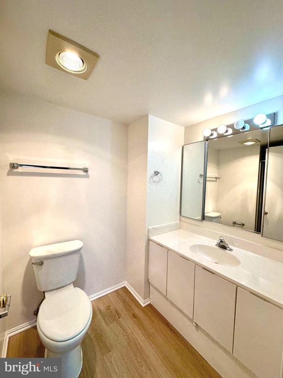 Building Photo - 3310 N Leisure World Blvd