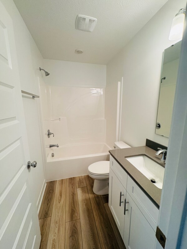 Building Photo - 13769 Gatsby Dr