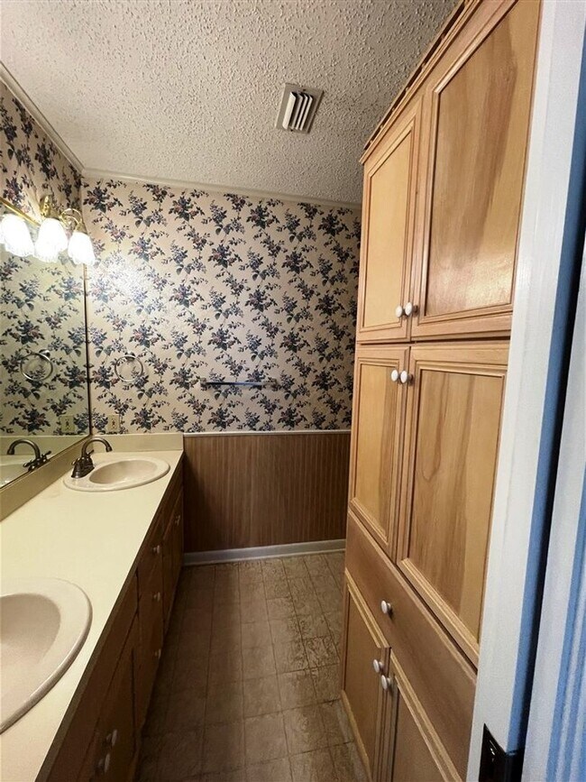 Building Photo - Bossier City LA 4 bed 3 bath for lease | S...