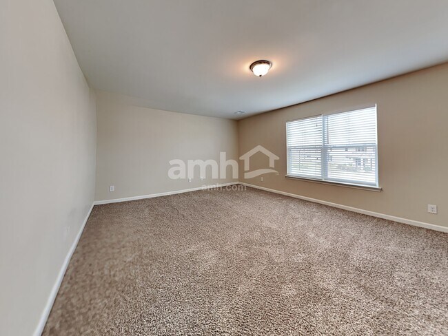 Building Photo - 149 Carolina Wren Ave