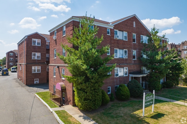 Building Photo - Edgar Gardens Apartments