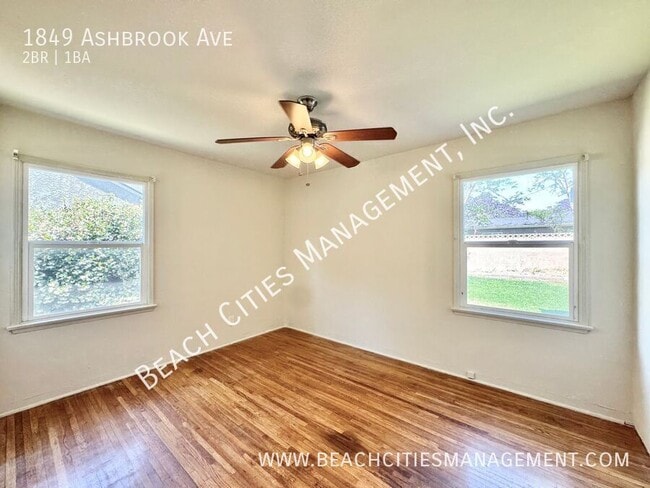 Building Photo - 1849 Ashbrook Ave
