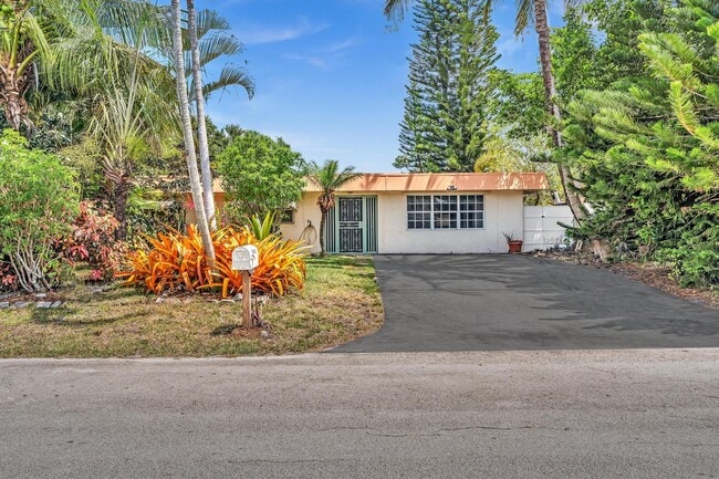 Building Photo - 5551 SW 57th St