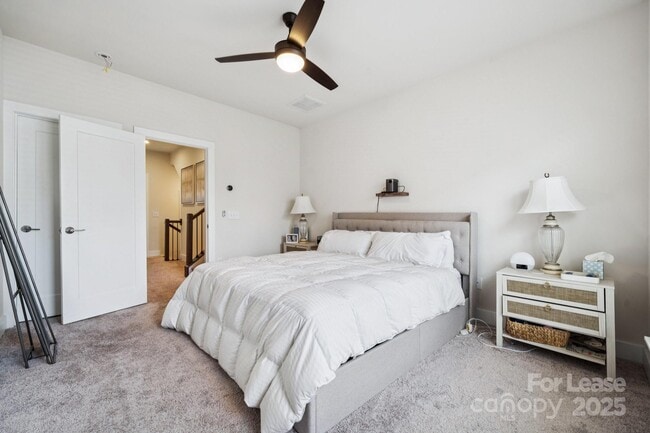 Building Photo - 15012 New Amsterdam Ln