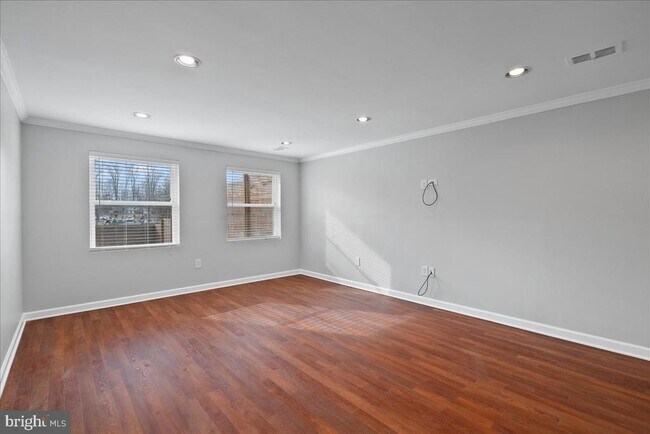 Building Photo - 7845 Brompton St