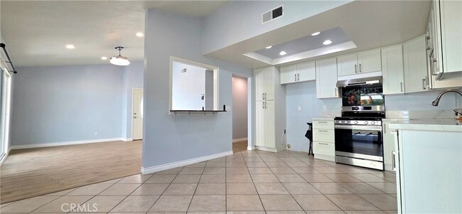 Building Photo - 15839 Ada St