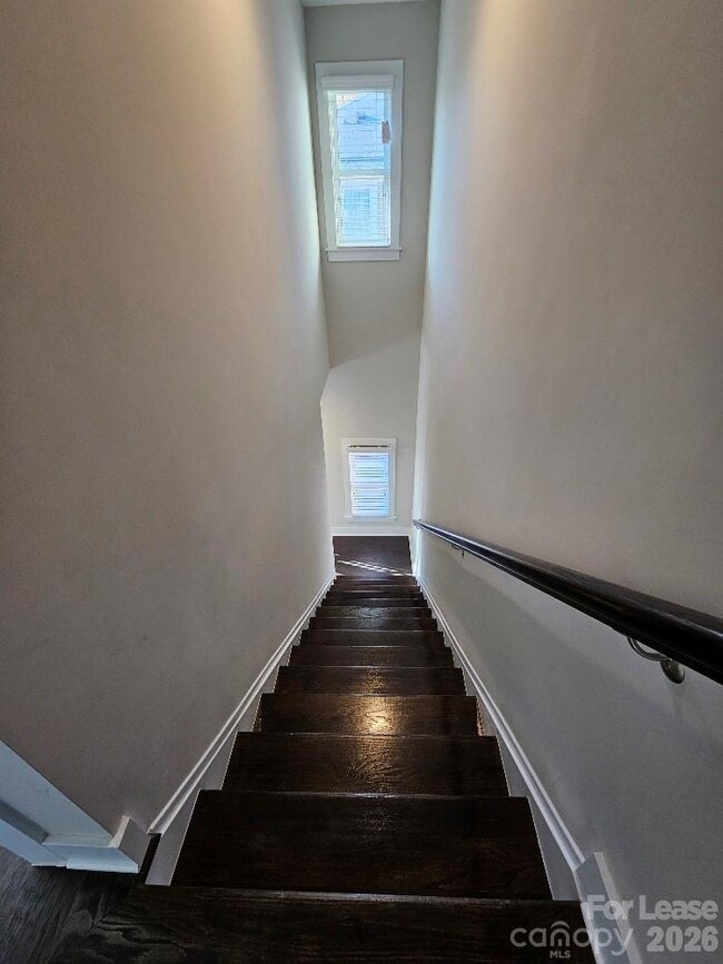 Building Photo - 1202 Macomb Pl