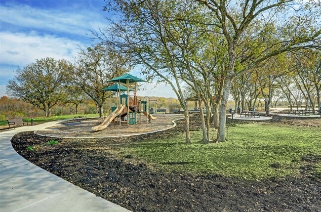 Building Photo - 340 Geode Glen