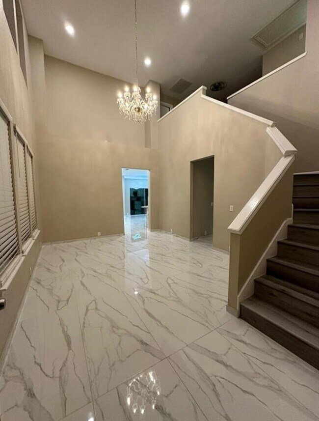 Building Photo - 11027 Dellrose Crossing Dr