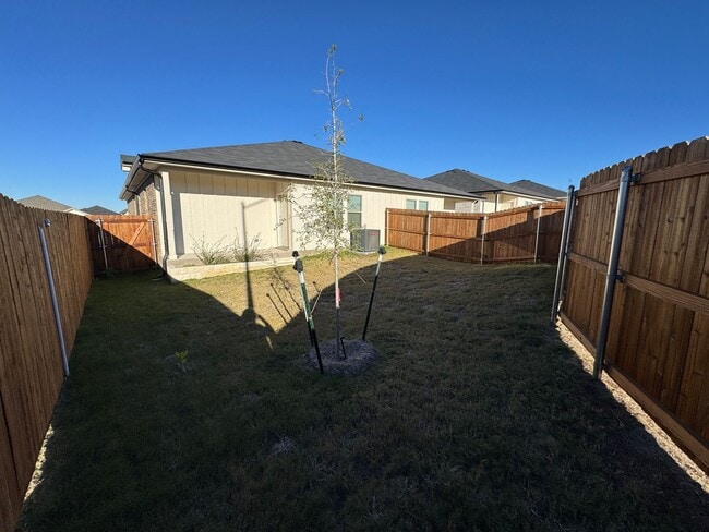 Building Photo - 5110 Rose Petal Ct