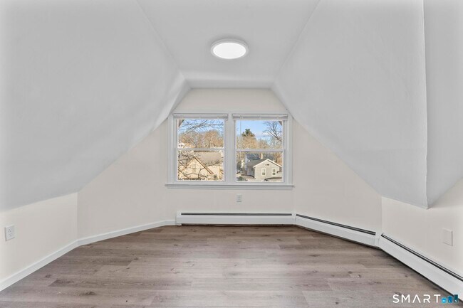 Building Photo - 83 Prospect St