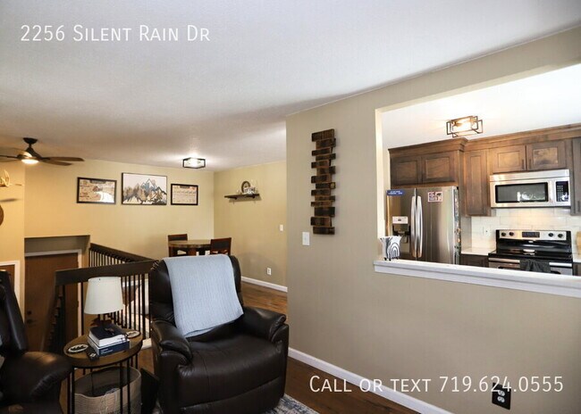 Building Photo - 2256 Silent Rain Dr