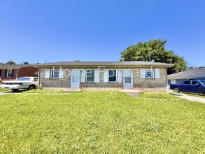 Building Photo - 3533 Honey Jay Ct