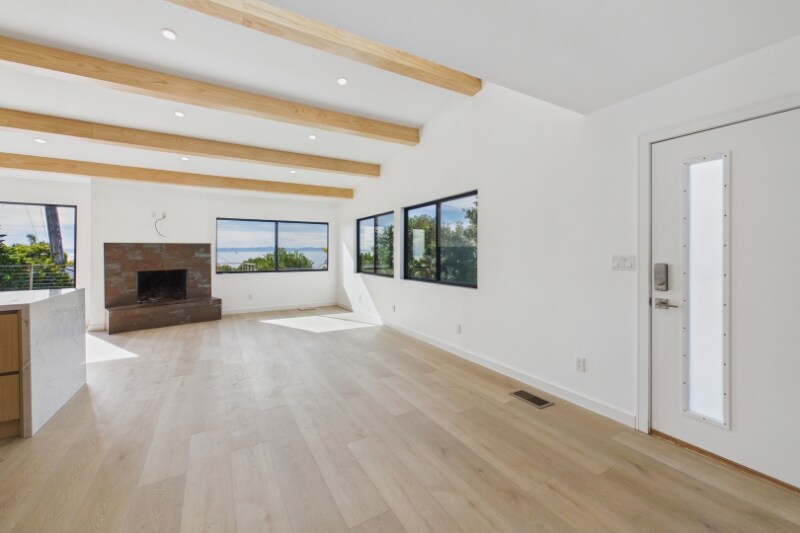 Building Photo - 2282 Whitney Ave