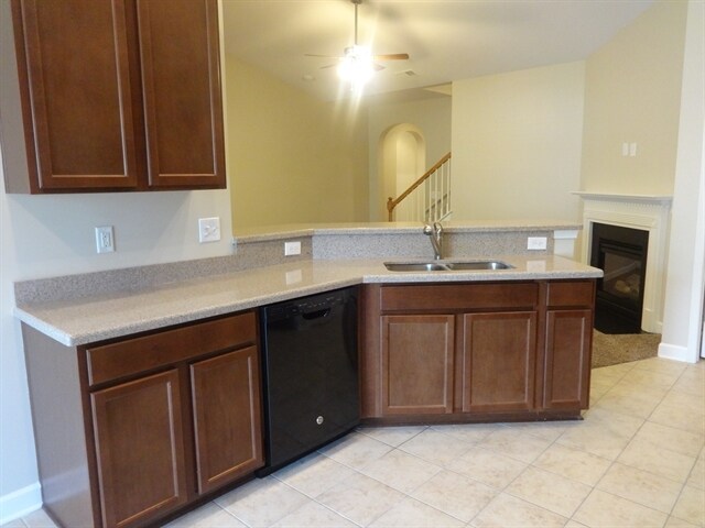 Building Photo - 308 Nuttall Dr