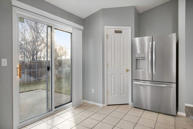 Building Photo - Freshly Updated 3-Bedroom Home for Rent in South Boise