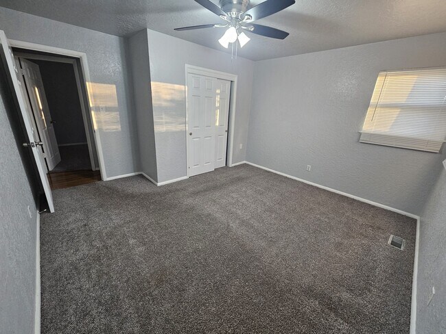 Building Photo - 1902 NW 39th St