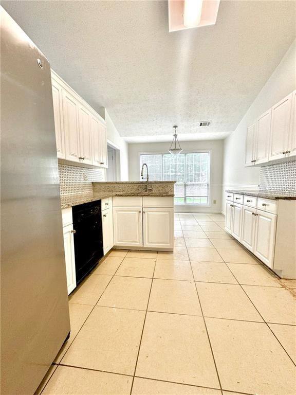 Building Photo - 1155 Avalon Dr