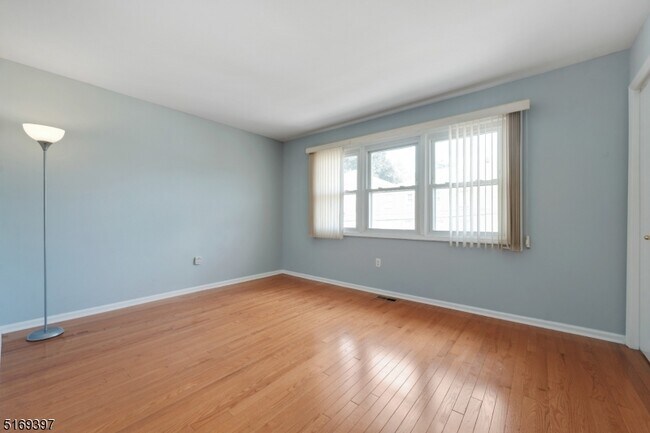Building Photo - 777 Springfield Ave