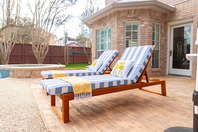 Building Photo - 2002 Chittim Trail Dr