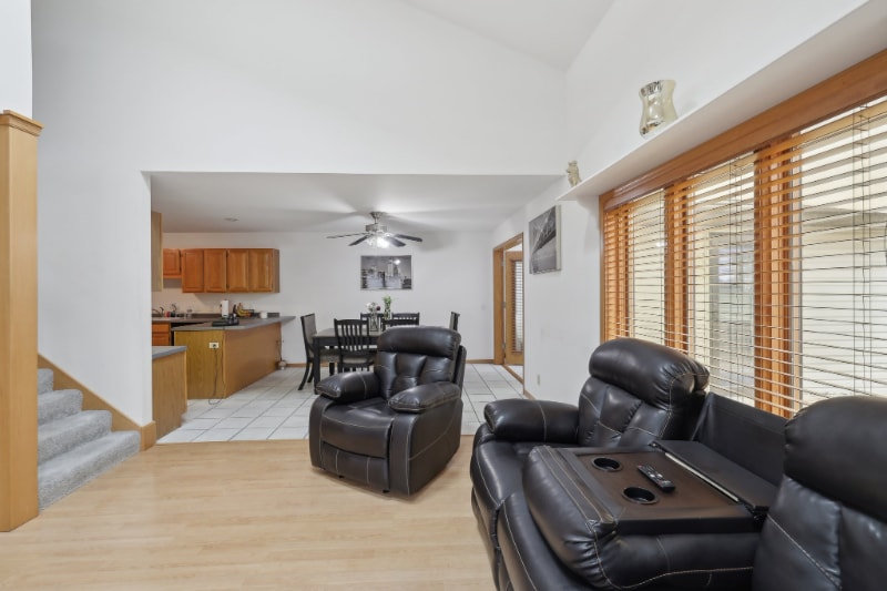 Building Photo - 1216 N High Point Rd