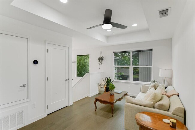 Building Photo - 2414 E Martin Luther King Jr Blvd