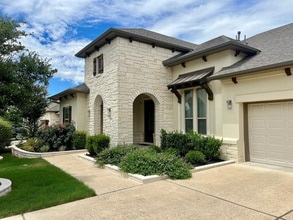 Building Photo - 205 Barefoot Park Ln