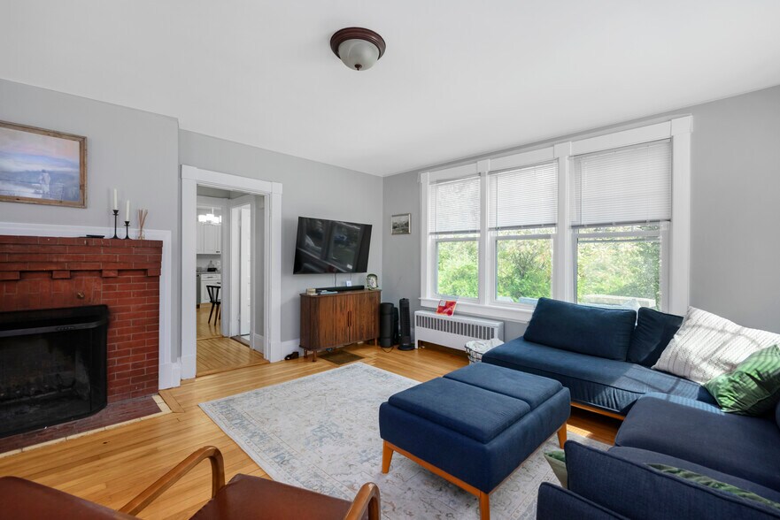 Building Photo - 71 New Boston Rd