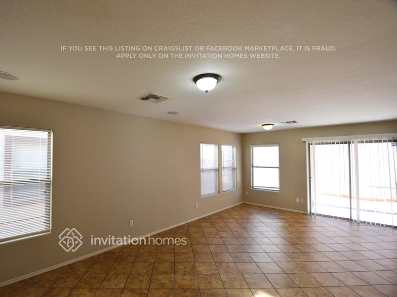 Building Photo - 6412 W Fawn Dr