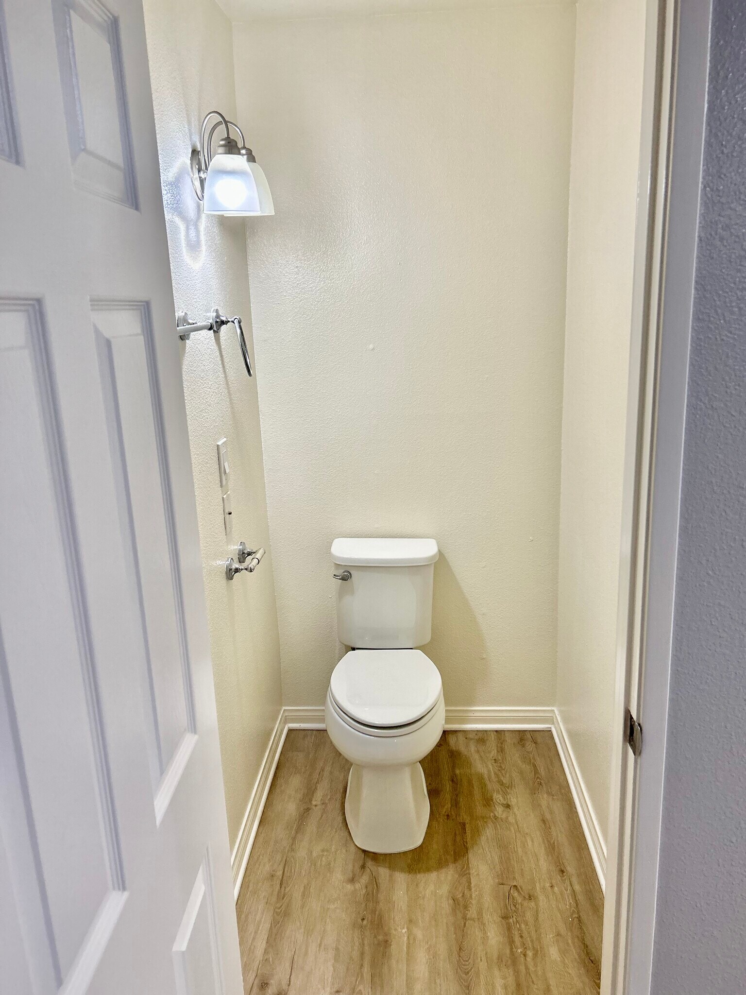 half bath for guests - 1035 Olive Ave